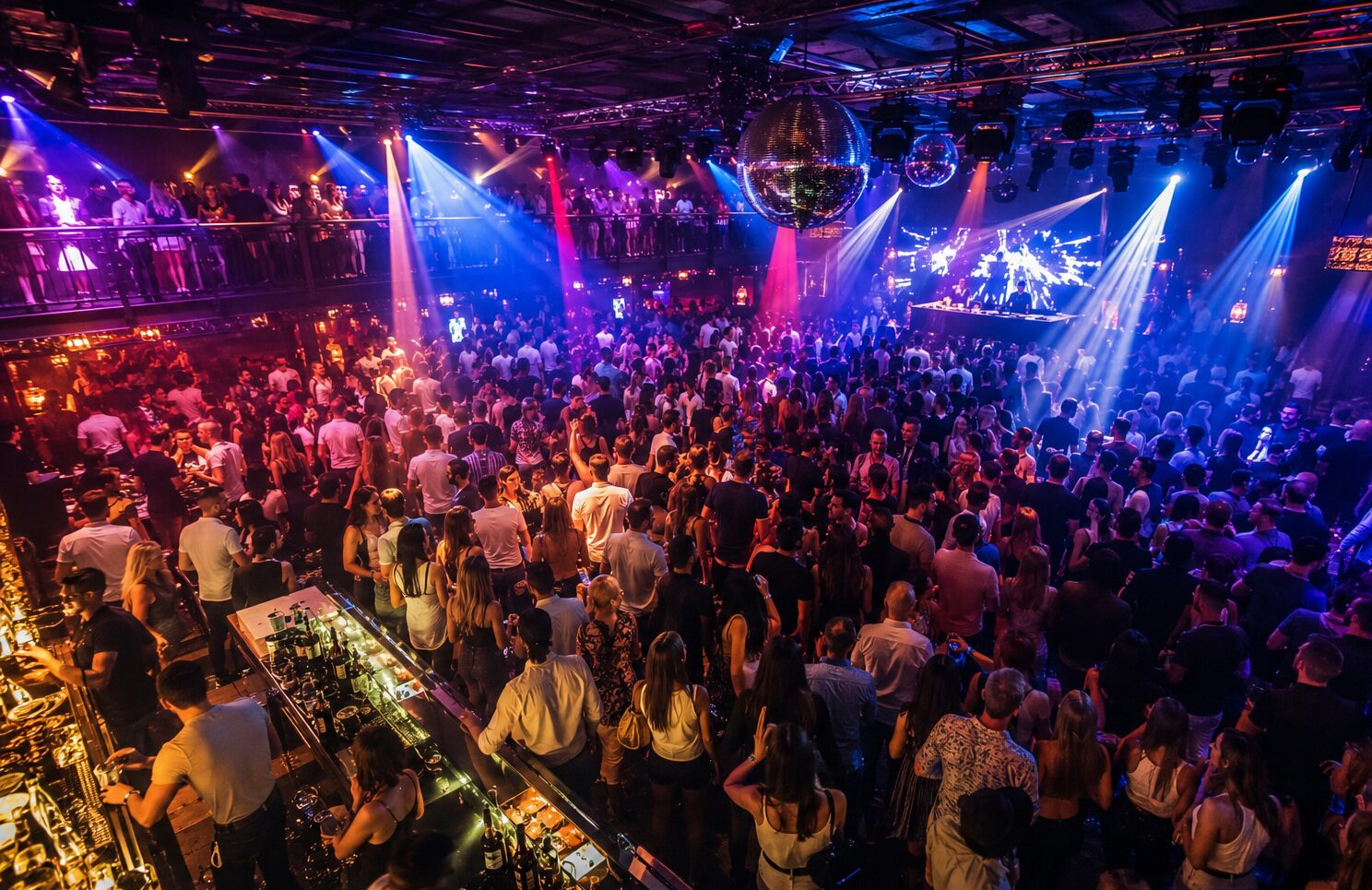 Swingers nightlife Europe, popular lifestyle clubs